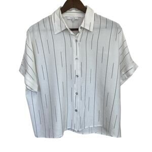 Fun2Fun White and Black Boxy Button Up Shirt - Medium